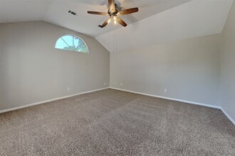 Building Photo - 10406 Comanche Springs Ct