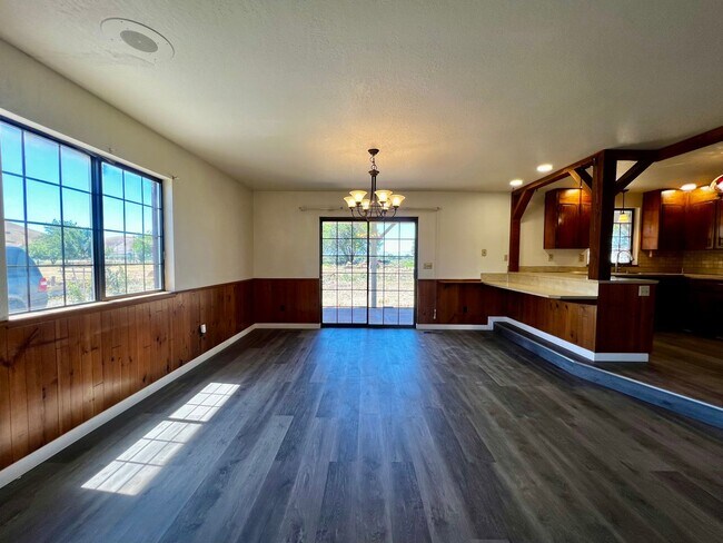 Foto del edificio - 3508 Birchfield Rd