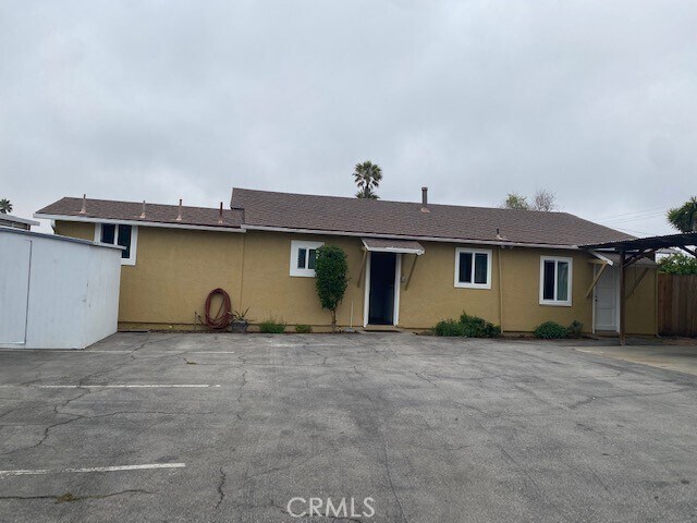 Primary Photo - 2550 Cienaga St