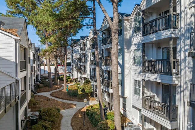 Foto del edificio - Virginia Highlands Apartments