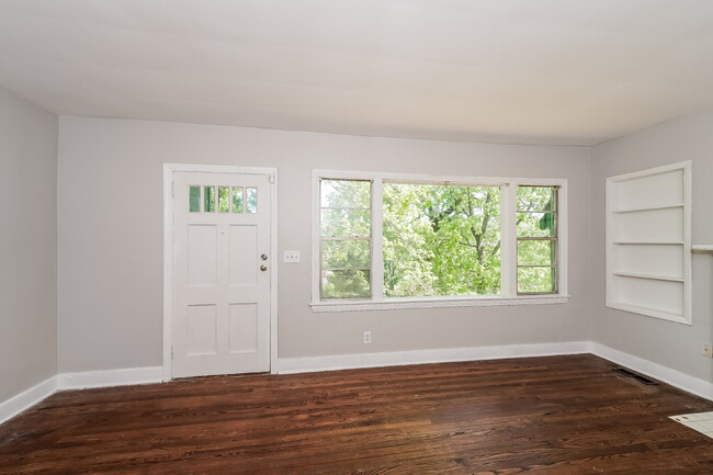 Foto del edificio - Your Fresh Start Begins Here: Spacious, Re...