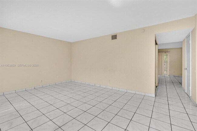 Foto del edificio - 3750 SW 60th Terrace