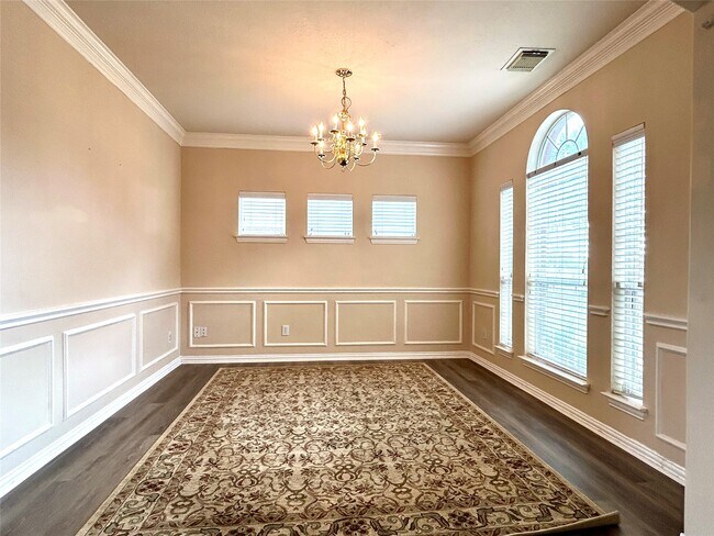 Foto del edificio - 2518 Brittany Lakes Dr