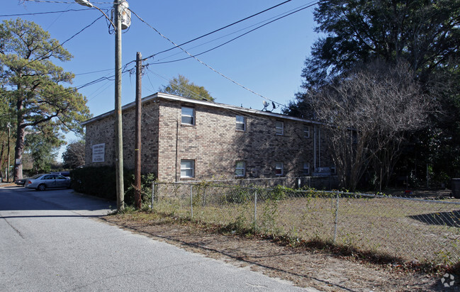 Primary Photo - Indigo Apartments