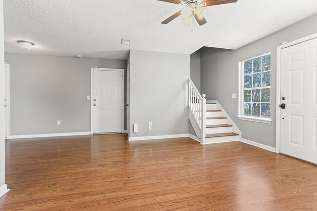 Foto del edificio - 3141 W Point Cir