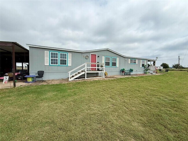 Foto del edificio - 20613 E County Rd 156