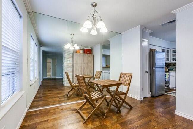 Photo - 5335 Bent Tree Forest Dr Apartment