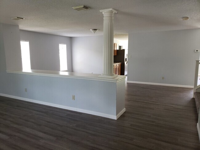 Foto del edificio - 425 Twin Point Creek
