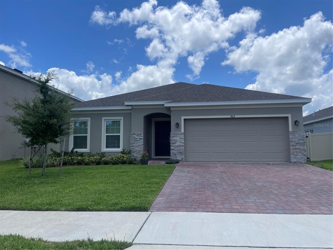 Foto principal - 464 Narrow Basin Wy