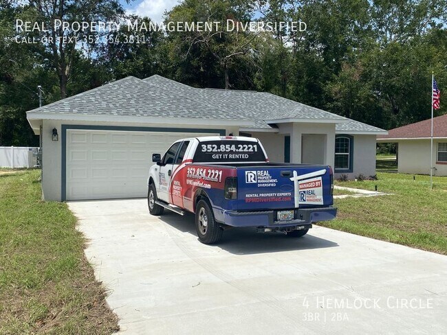 Building Photo - 4 Hemlock Cir