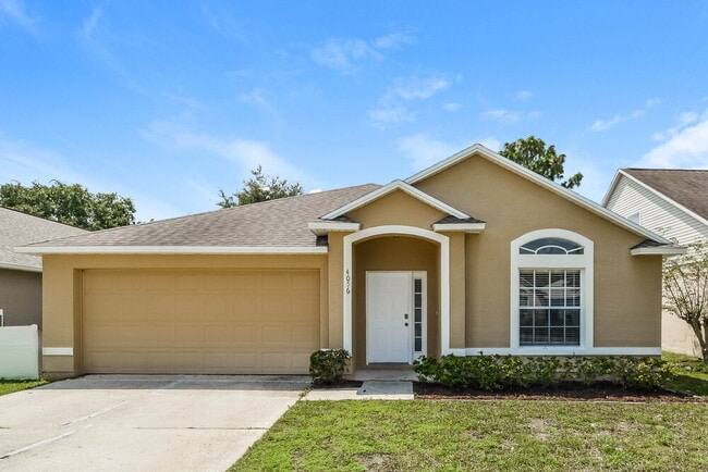 Building Photo - 4056 Forest Island Dr