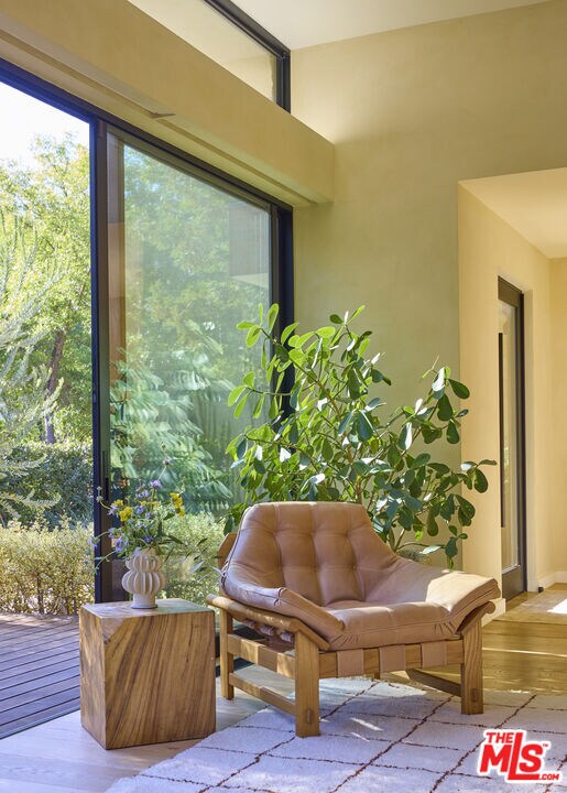 Foto del edificio - 1418 Bonnell Dr