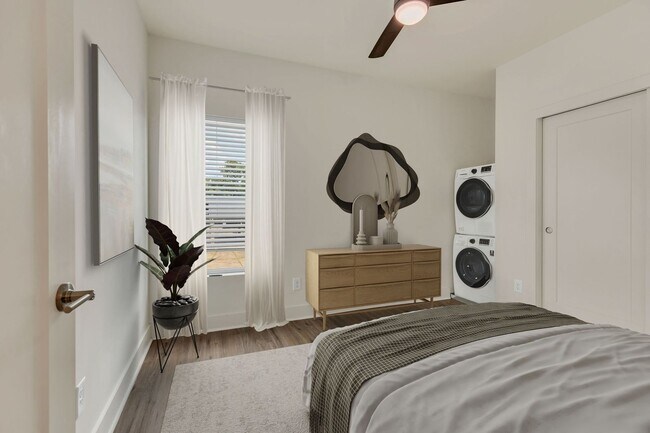 Foto del edificio - Simple living?  We got you.  $1150/mo wate...