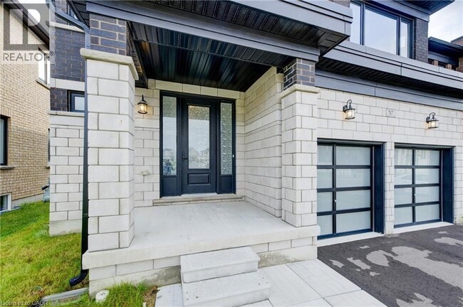 Building Photo - 767 Queenston Blvd
