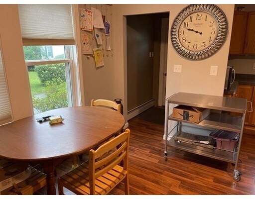 Foto del edificio - 70 S Central St