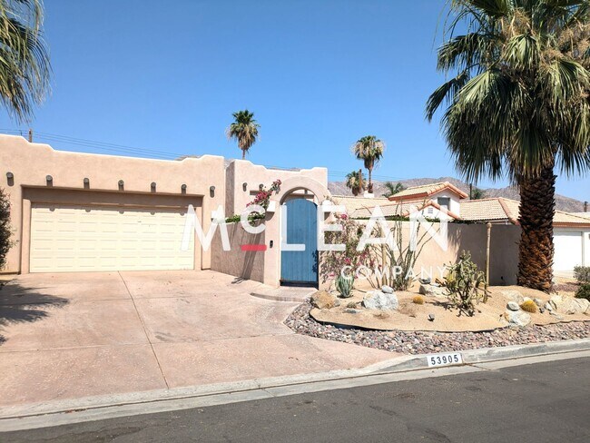 Foto del edificio - Classic 3 Bedroom Spanish Home with Pool