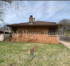 Building Photo - 3810 E Orme St