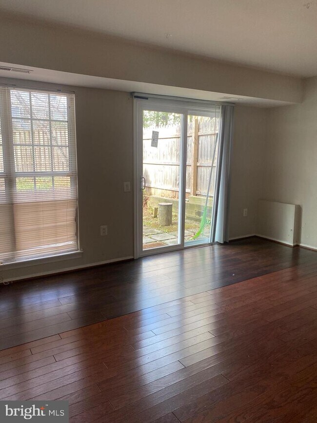 3816 Light Arms Pl, Waldorf, MD 20602 Townhome Rentals in Waldorf MD