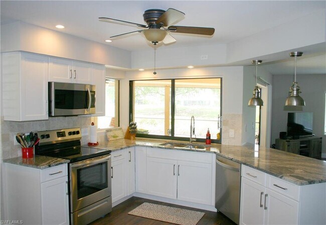 Building Photo - 9957 Treasure Cay Ln