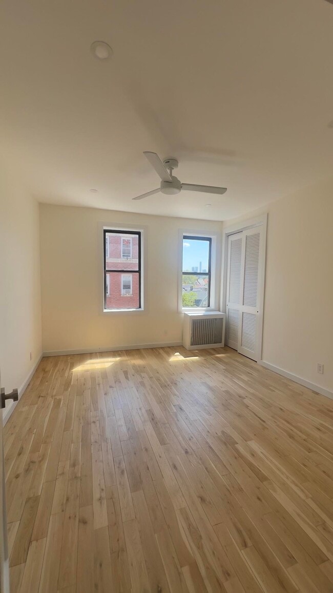 Building Photo - 301 79th St