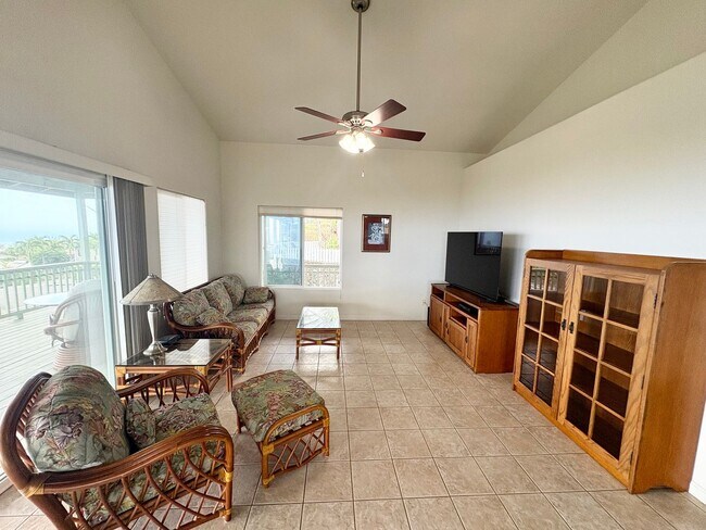 Building Photo - 3 Bedroom 2 Bathroom with 2 Car Garage