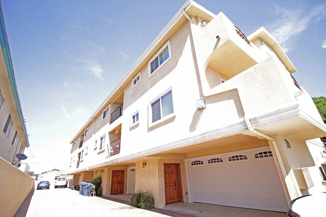 Foto del edificio - 1515 W 207th St