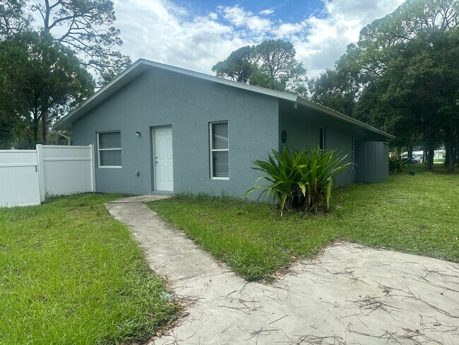 Foto del edificio - 5106 Sanibel Ave