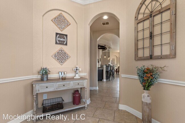 Building Photo - 3 br, 2 bath House - 12422 Horse Crescent