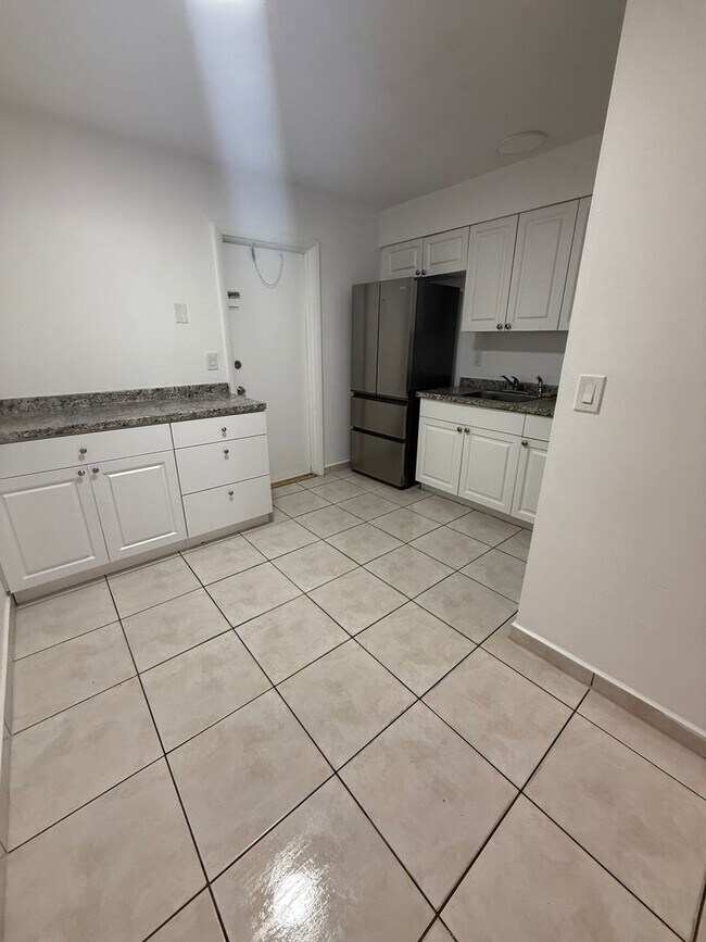 Foto del edificio - 624-626 SW 7th Ave