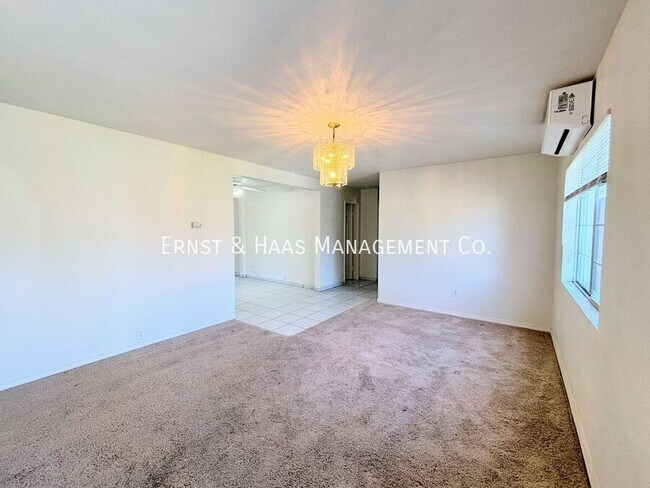 Foto del edificio - 8142 California St