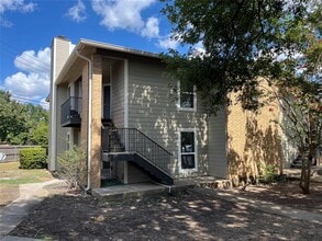 Building Photo - 10616 Mellow Meadow Dr