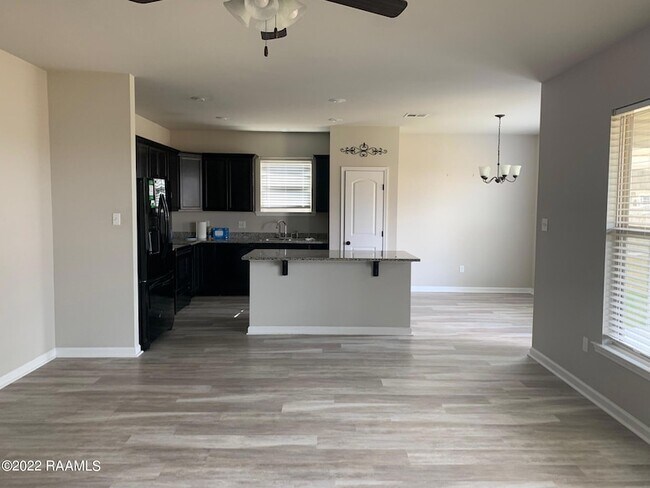 Foto del edificio - 201 St Caillin St