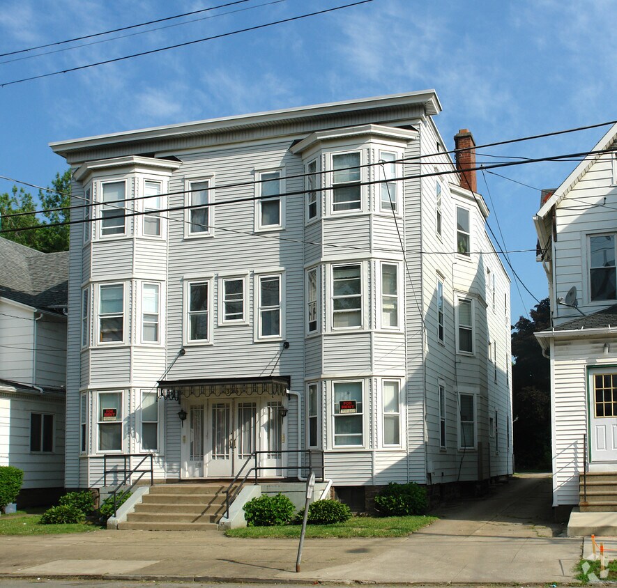 Building Photo - 326w8th
