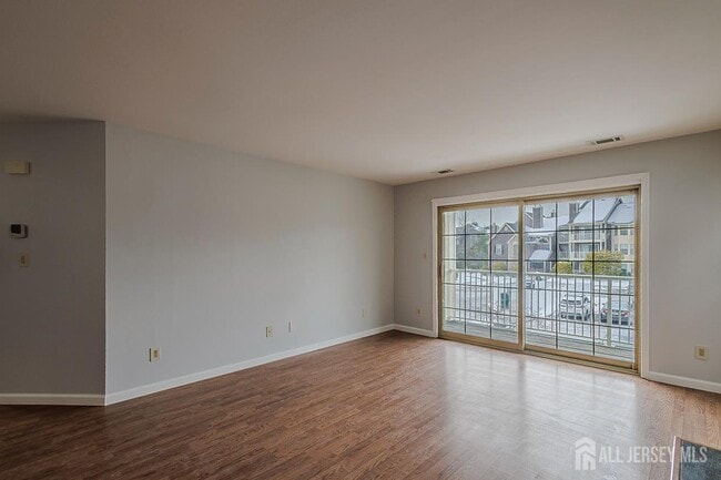 Building Photo - 236 Blew Ct