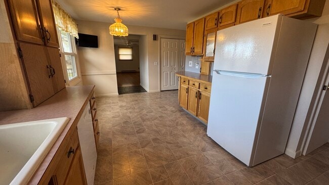 Building Photo - 2 Lawndale St