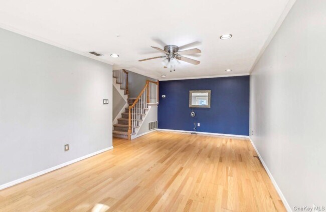 Foto del edificio - 598 Blue Ridge Dr