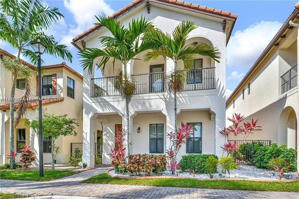 Foto principal - 8354 NW 39th Ct