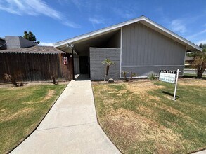 Building Photo - 1915 Hasti Acres Dr