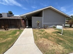 Building Photo - 1915 Hasti Acres Dr