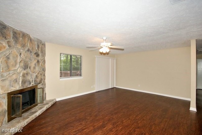Foto del edificio - 3 br, 2 bath House - 4035 BIG VALLEY Trail
