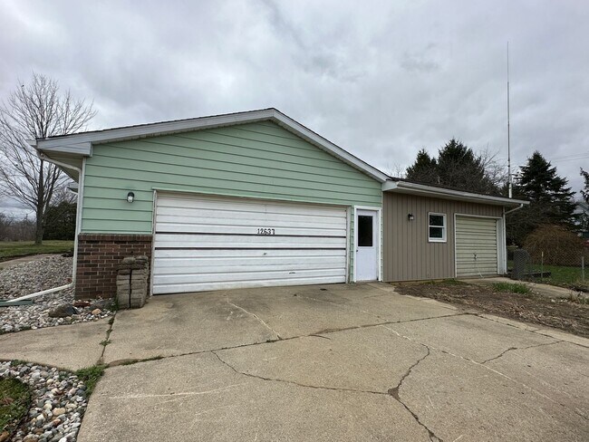 Foto del edificio - Single Family Home in Parma, MI