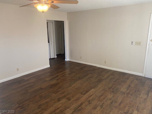 Building Photo - 6976 Mountain Meadow Ln