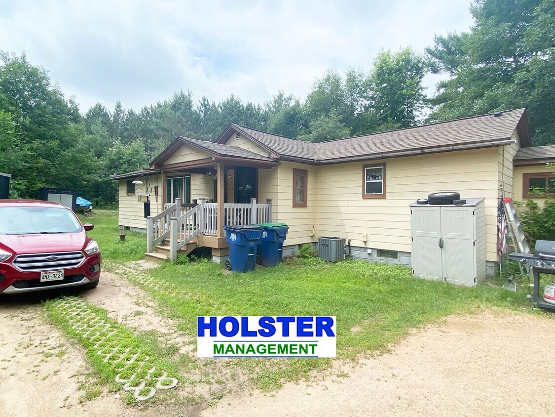 Foto principal - 3-bedroom Home on Private Country Lot with...