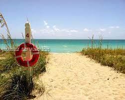 Foto del edificio - 8855 Collins Ave