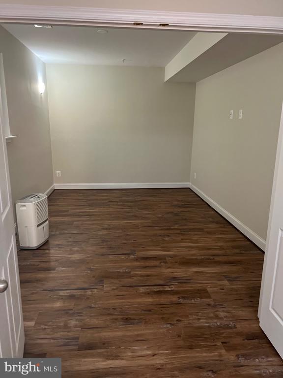 Foto del edificio - 7205 Greenspring Ln