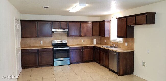Foto del edificio - 3 br, 2 bath House - 729 E Pecan Ave