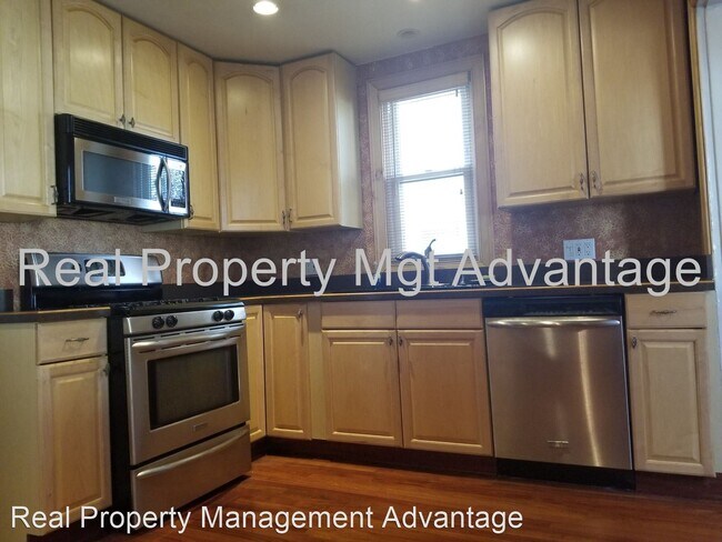 Foto del edificio - 3 br, 1 bath House - 1821 E. Jarvis Ave.