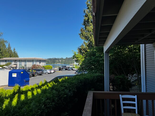 Front deck with view of lake and gas BBQ - 17403 NE 45th St