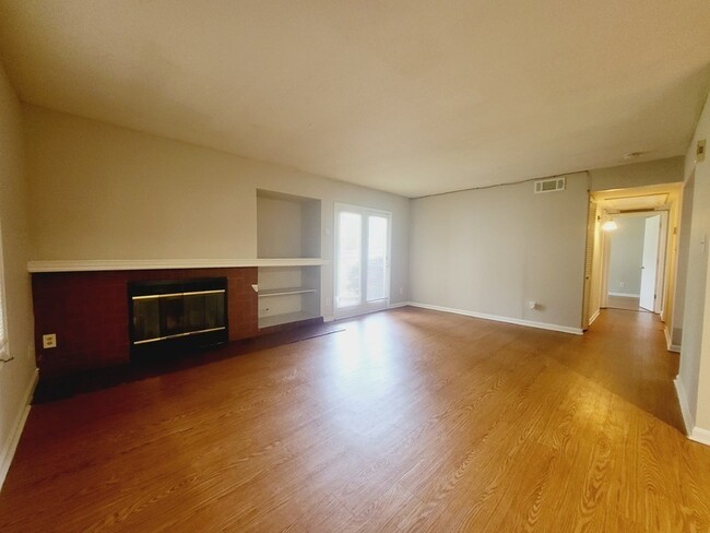Foto del edificio - 1831 J Julian Ln