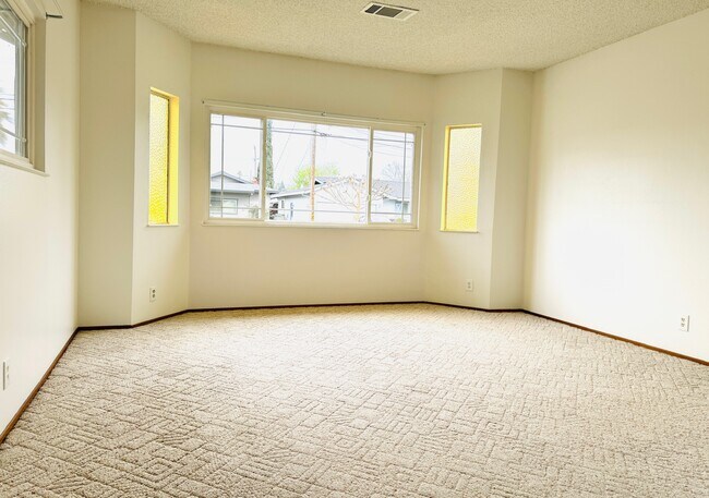 Building Photo - 3502 Tanager Cir